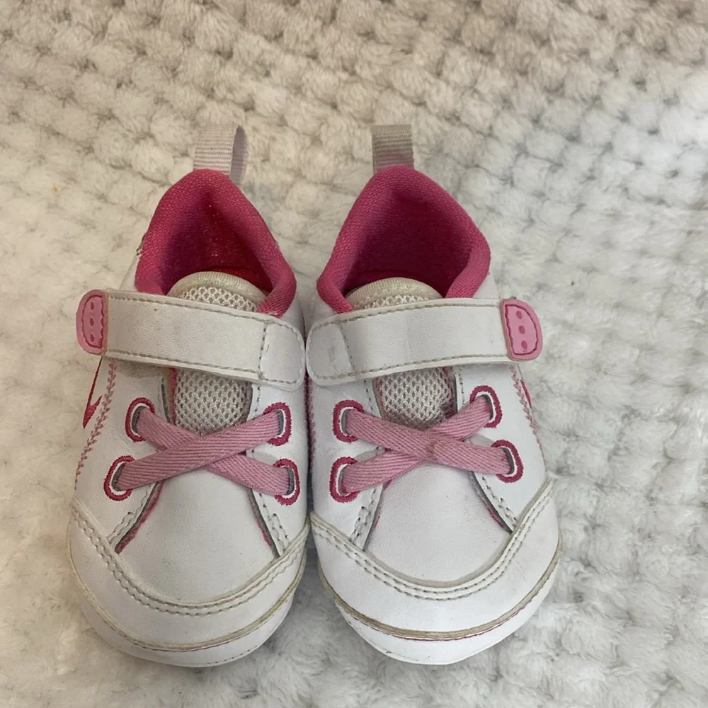 Nike baby girls shoes